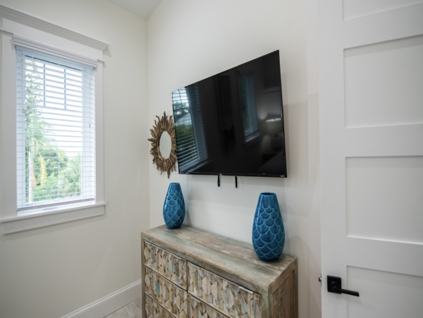 Anna Maria Walk to Beach Five Bedroom Vacation Home